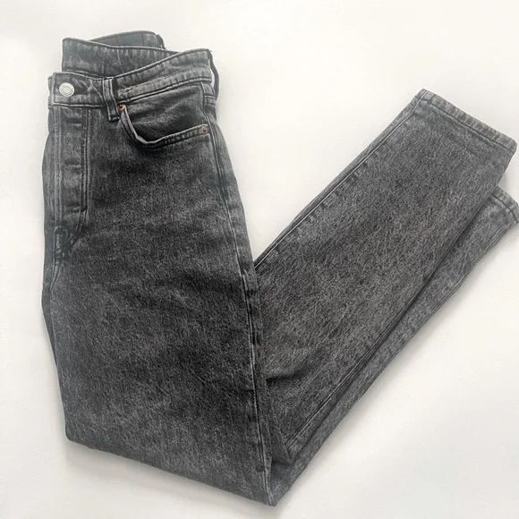H&M Charcoal Ultra High Waist Mom Jeans - Picture 3 of 4